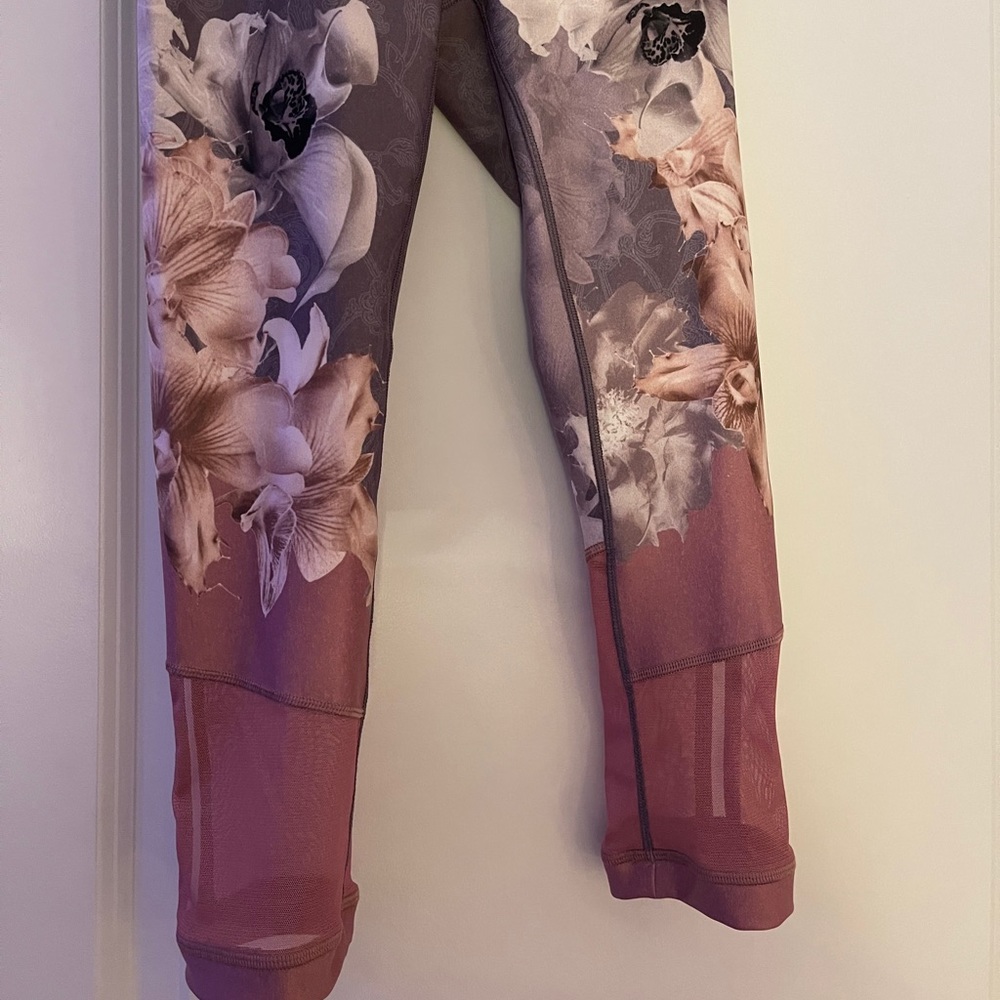 Lounge Capri Leggings